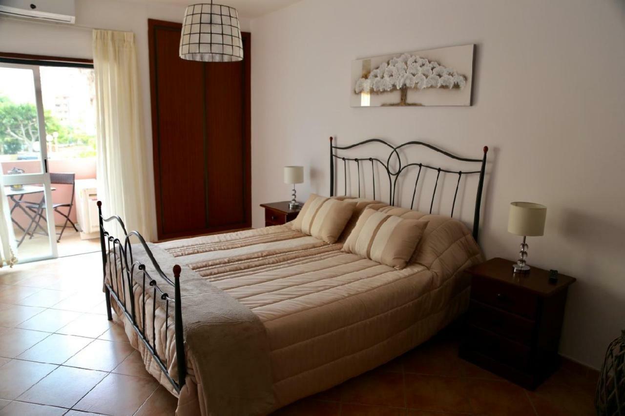 Praia Da Rocha, Algarve Sunny Apartment Portimao Luaran gambar