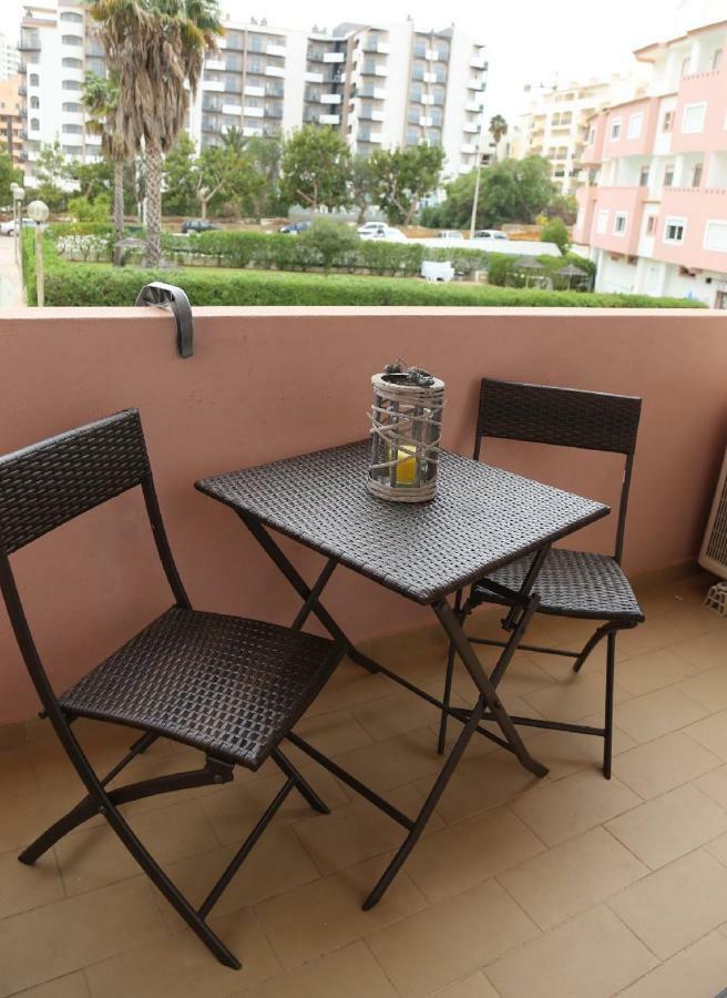 Praia Da Rocha, Algarve Sunny Apartment Portimao Luaran gambar